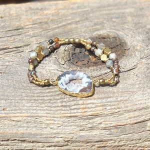 Jewelry - Gold Druzy Agate Bracelet Labradorite Beads Jewelry - Gold Druzy Agate Bracelet Labradorite Beads